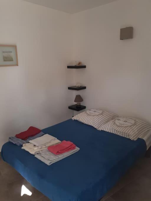Apartment Chez Pascal Grand T2 De 55m2 Independant Dans Sausset-les-Pins