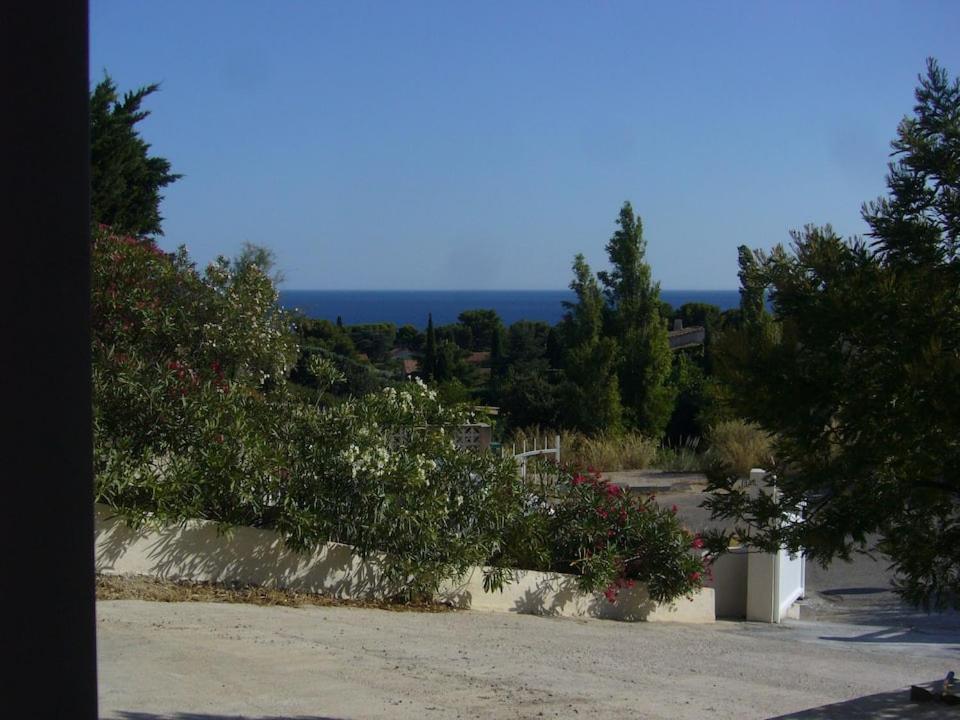 Chez Pascal Grand T2 De 55m2 Independant Dans Sausset-les-Pins