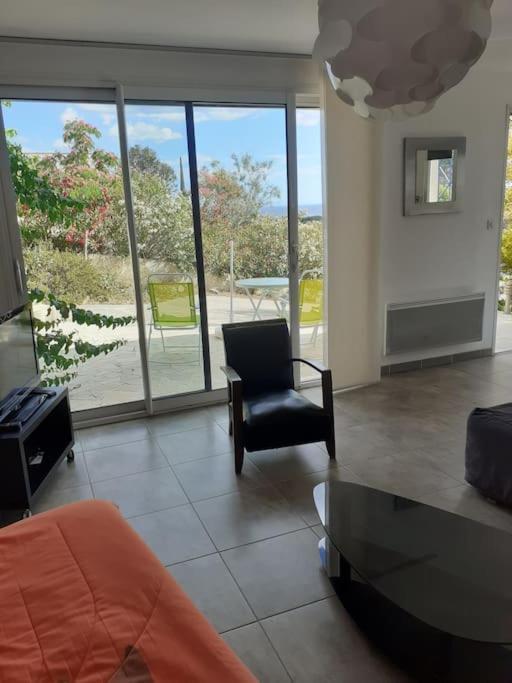 Chez Pascal Grand T2 De 55m2 Independant Dans Appartement Sausset-les-Pins